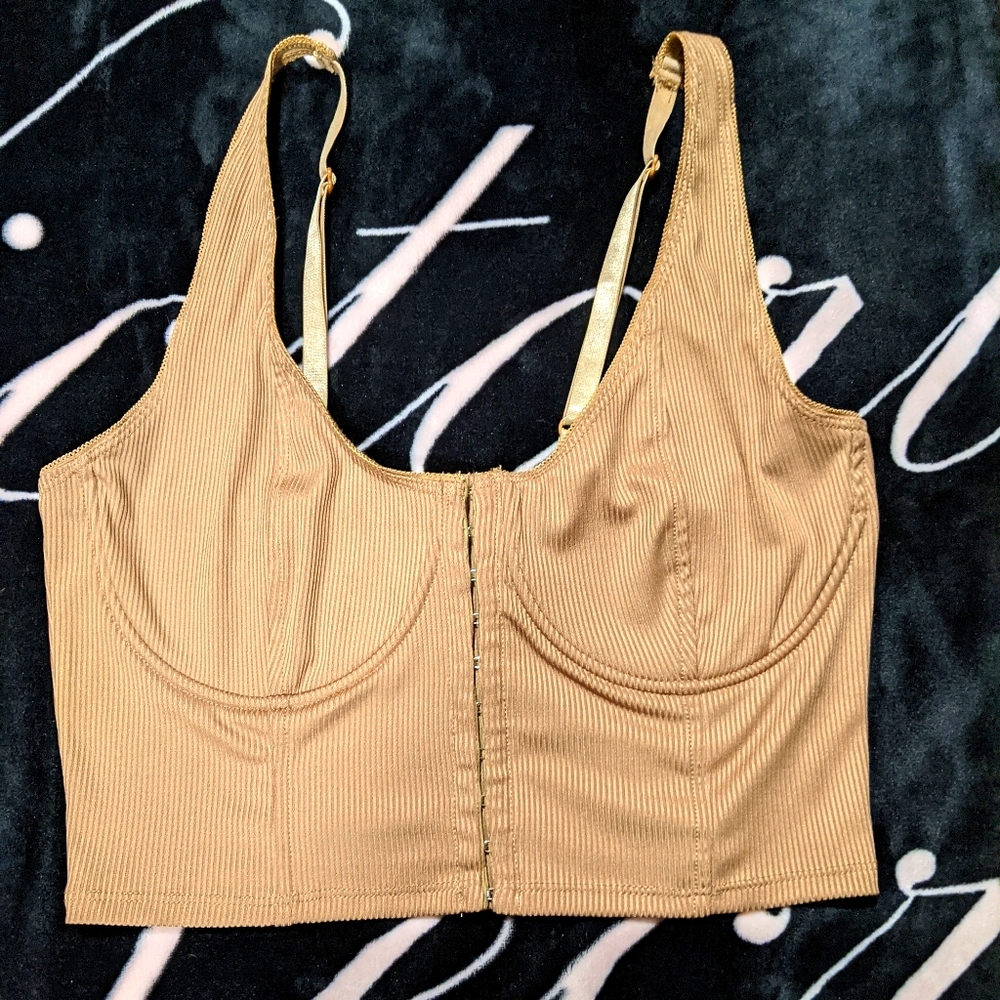 *5 for $50* NWOT Cute front closure bralette